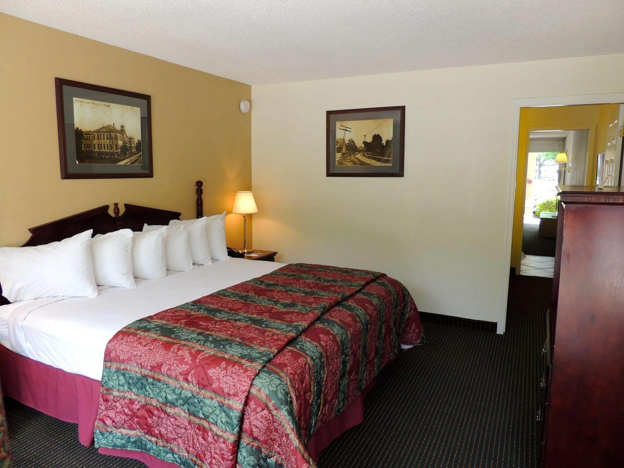 Carmel Inn And Suites Thibodaux Εξωτερικό φωτογραφία